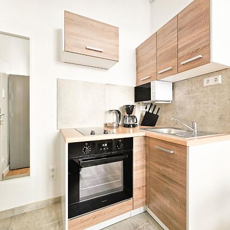 דיסלדורף Raj Living - Studio Wohnungen - 15 Min Zur Messe Dus מראה חיצוני תמונה